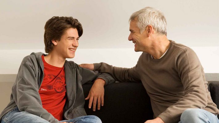 ۳ اشتباه بزرگ پدرومادرها در رفتار با نوجوان